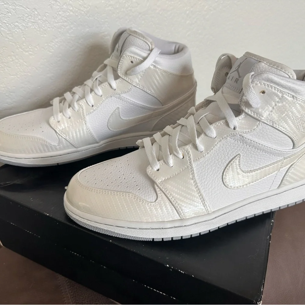 NEW Air Jordan 1 High-Top Sneakers - White
